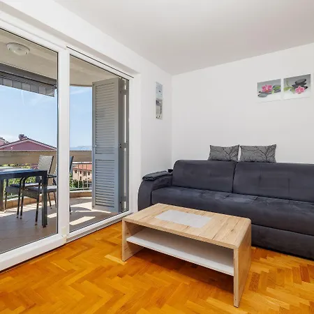 Helles In Neubausiedlung Nur 500 Meter Zum Mit Meerblick, Waschmaschine Apartament