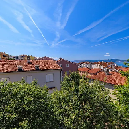 Helles In Neubausiedlung Nur 500 Meter Zum Mit Meerblick, Waschmaschine Crikvenica